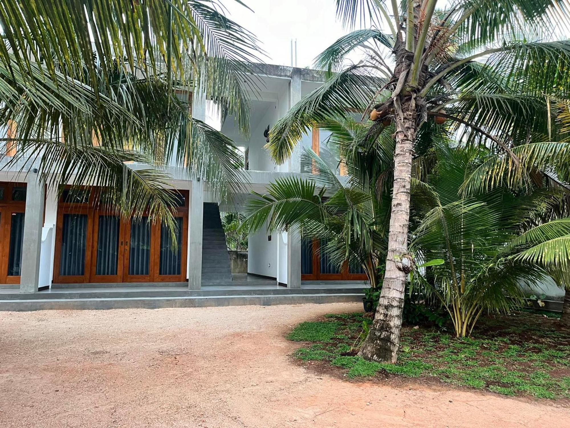 New Ocean Breeze Madiha Hotel Matara Ngoại thất bức ảnh