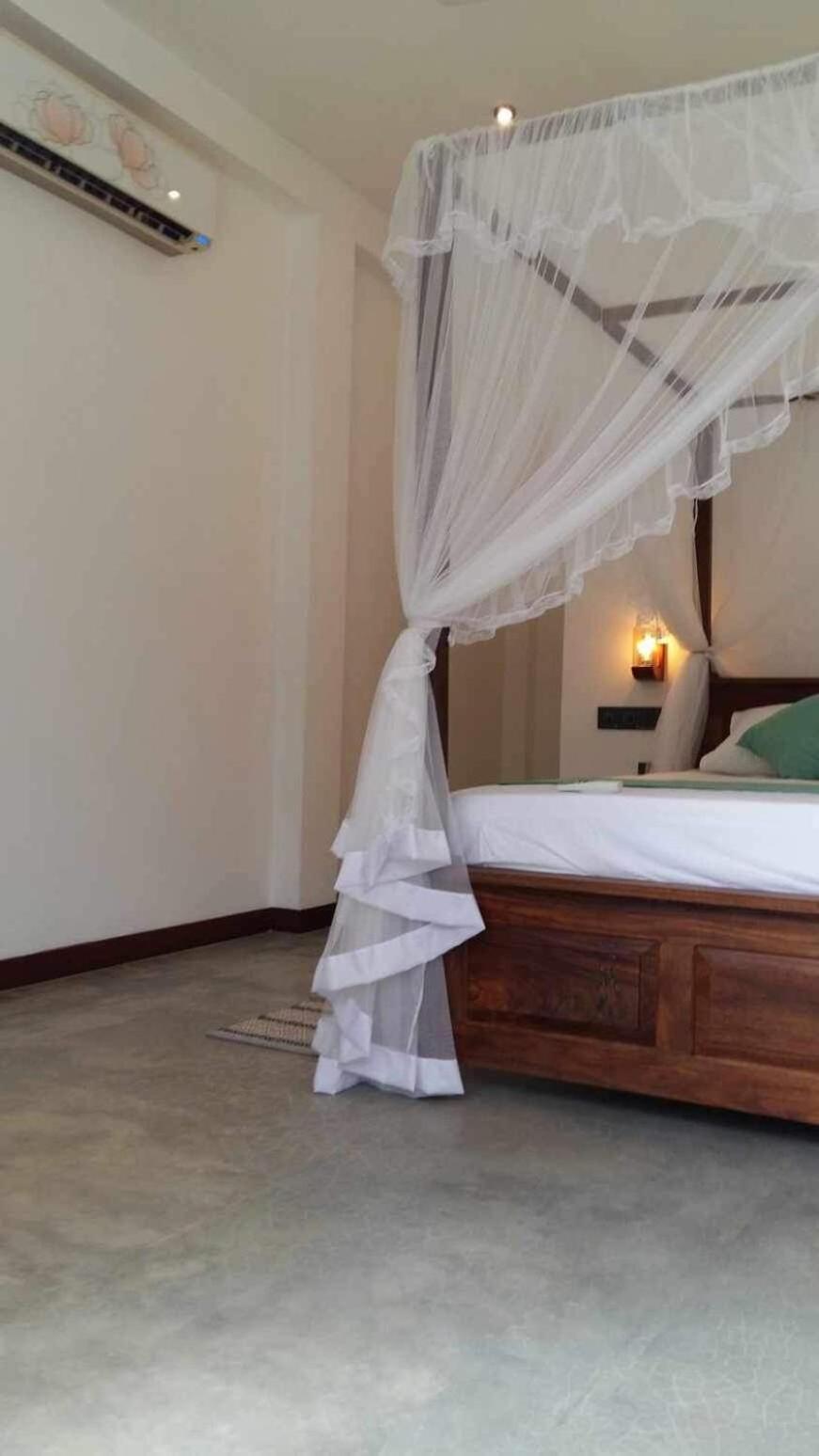New Ocean Breeze Madiha Hotel Matara Ngoại thất bức ảnh