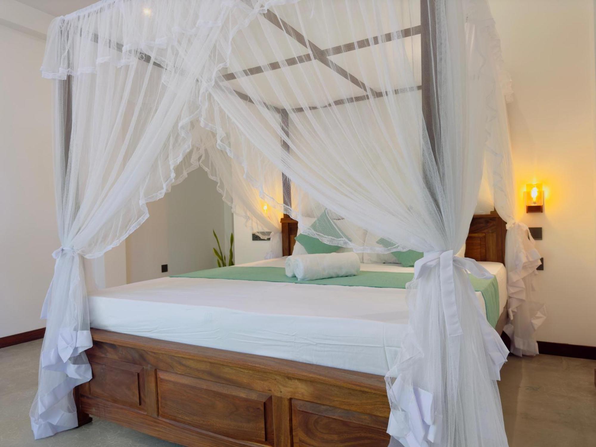 New Ocean Breeze Madiha Hotel Matara Ngoại thất bức ảnh