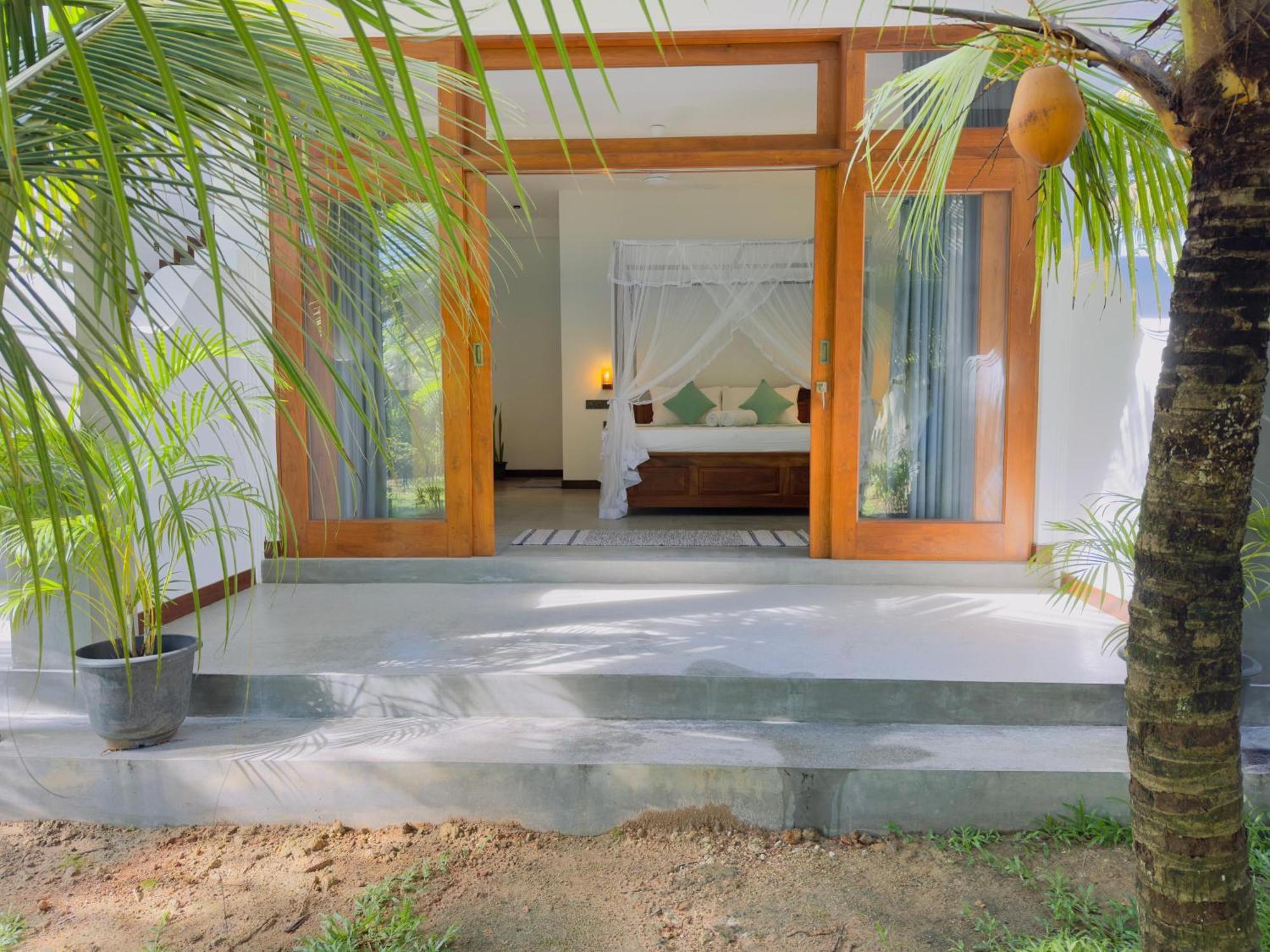New Ocean Breeze Madiha Hotel Matara Ngoại thất bức ảnh